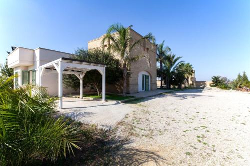 Villa piscina 5 camere 5 bagni spiaggia Ionio m780