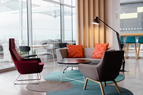 Posezení v ubytování Holiday Inn Express - Malta by IHG