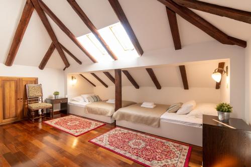 Posedenie v ubytovaní B&B Heritage Villa Apolon