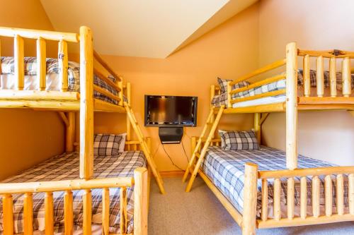 Un ou plusieurs lits superposés dans un hébergement de l'établissement 8140 Nicklaus North