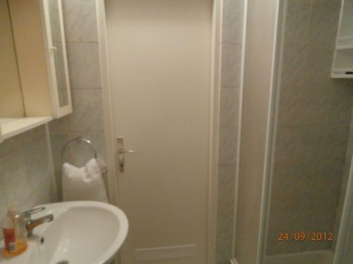 Vonios kambarys apgyvendinimo įstaigoje Apartments Lavanda - Zagreb Centre