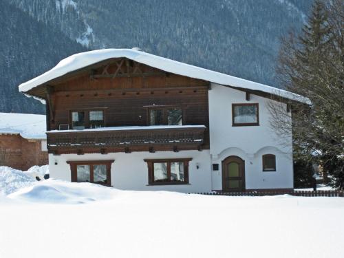 Apartment in Pettneu near St Anton Ski Slopes