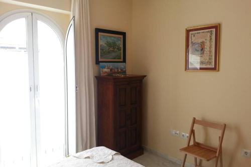 Alleanza, Puerta a Santa Cruz