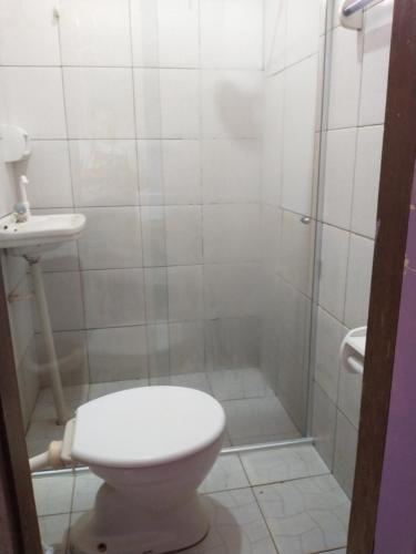 Phòng tắm tại Guaraná da Cláudia