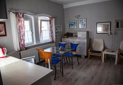 Posedenie v ubytovaní Apartamenty w Starym Kinie