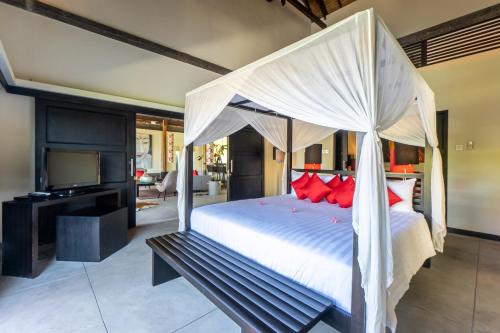 Krevet ili kreveti u jedinici u okviru objekta Rouge - Private Villa Passion