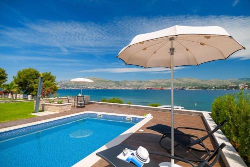 Luxury beachfront Villa Trogir 1 on Čiovo with 2 pools