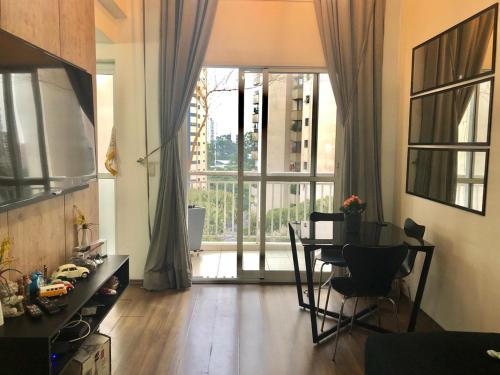 Kuchyň nebo kuchyňský kout v ubytování Loft Duplex Impression Morumbi