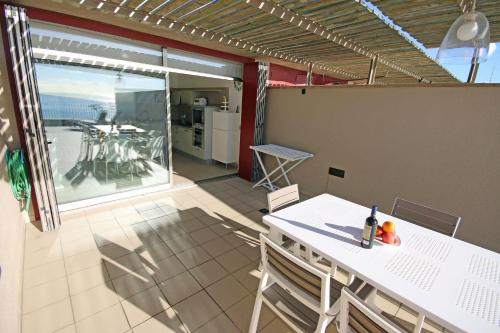Casa Medano 46 by rentmedano, 3 bedroomed duplex attic with superb ocean view