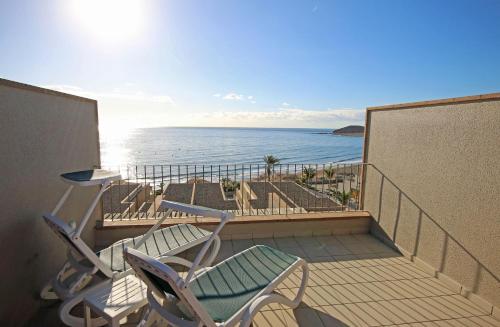 Casa Medano 46 by rentmedano, 3 bedroomed duplex attic with superb ocean view