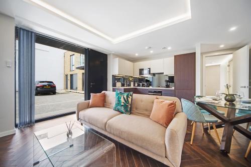 Кът за сядане в Lux Apartments in Fulham