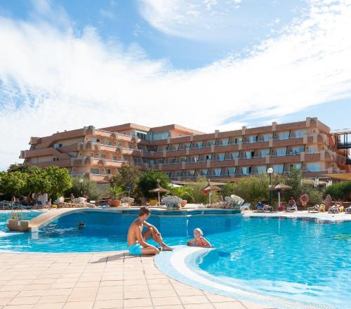 Gallery image of Hotel Mariant Park in Sa Coma