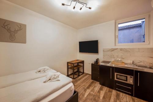 Life Room – Photos 2