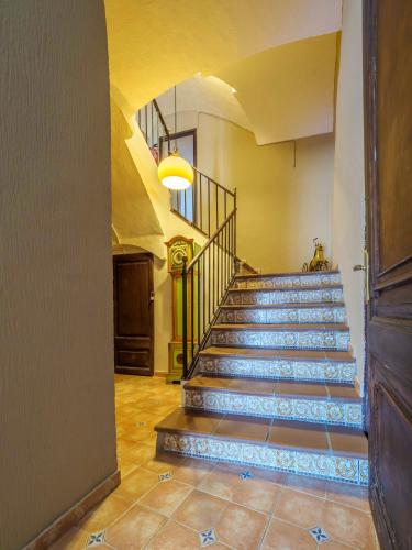 Gambar di galeri bagi Spacious villa in Can Trabal with private pool and jacuzzi 980 m² di Can Trabal