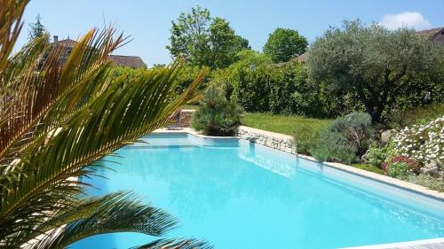 Πισίνα στο ή κοντά στο Appartement charmant à Castéra-Lectourois avec piscine partagée