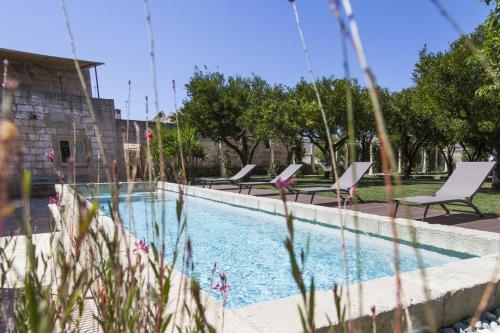 5 bedrooms villa with private pool enclosed garden and wifi at Giuggianello
