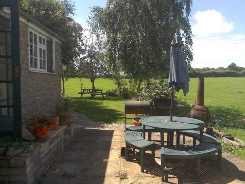 Remarkable 3 Bed Cottage in Bath – Photos 2
