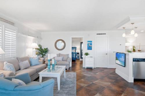 Χώρος καθιστικού στο Riverside Club E201