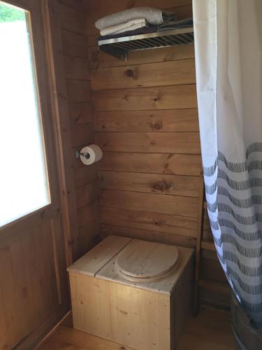 Kúpeľňa v ubytovaní Yourte et son bain nordique