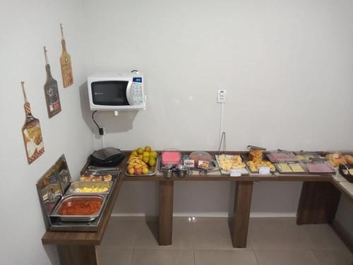 ホテルの敷地内または近くでの食事または食べ物