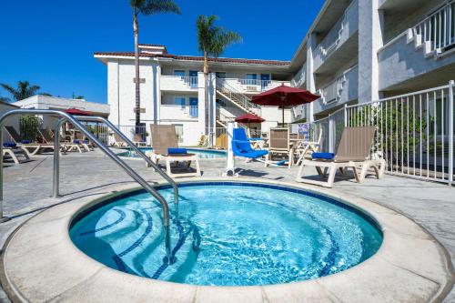 Swimmingpoolen hos eller tæt på Motel 6-Ventura, CA - South