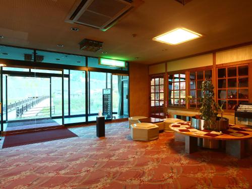 Un restaurante o sitio para comer en Hotel Omodaka
