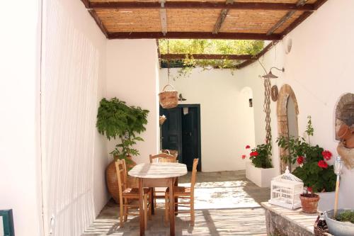 Gallery image of Hotel Porto Loutro on the Beach in Loutro