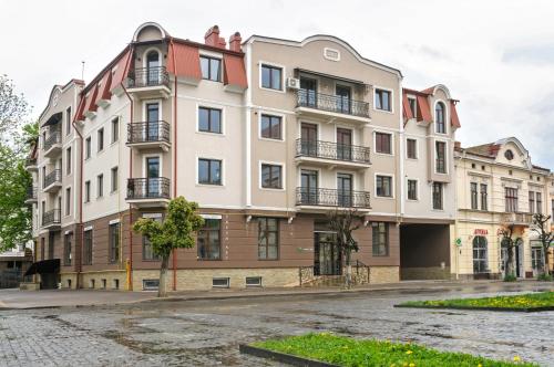 コロミアにあるElite Loft Apartの市町通り沿いのアパートメント