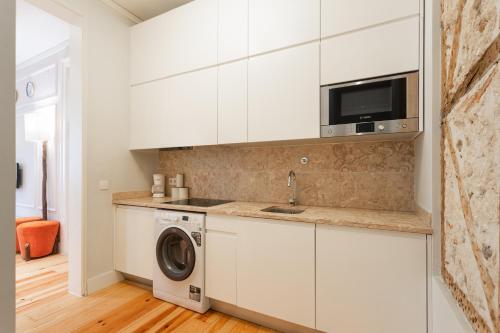 Gallery image of Baixa Cozy 2BR with AC - by LU Holidays in Lisbon