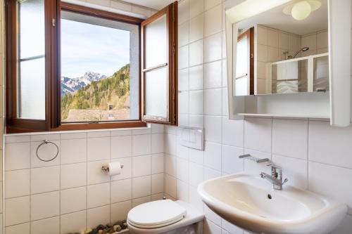 Et bad på Luxury Alpine Apartment