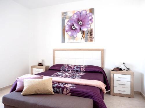 Postel nebo postele na pokoji v ubytování Comfortable House in Tías with Free Parking