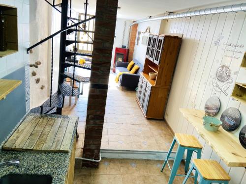 Η κουζίνα ή μικρή κουζίνα στο Charming House in Viguera with Mountain View