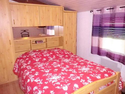 Villa de 4 chambres avec piscine privee jardin clos et wifi a Escource