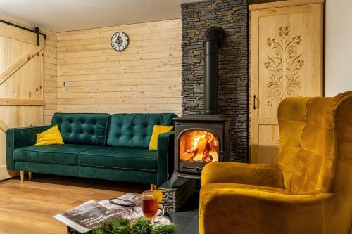 Area soggiorno di Hacienda Kościelisko - Apartamenty Kierpcówka 5 -Balia z widokiem