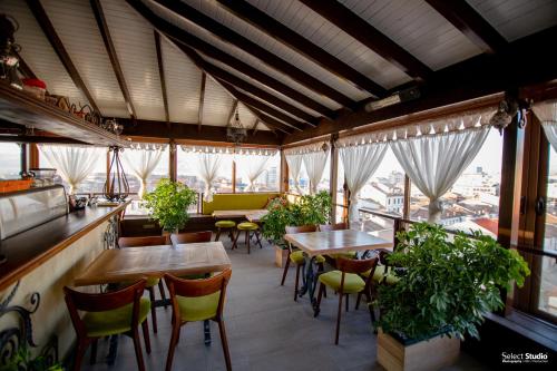 Foto da galeria de SAHATI Hotel & Restaurant em Korçë