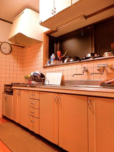 A kitchen or kitchenette at 4Bed Family Room Aosh ima Guesthouse Hooju Vacation STAY 13477v