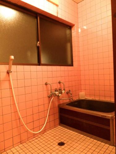 A bathroom at 4Bed Family Room Aosh ima Guesthouse Hooju Vacation STAY 13477v