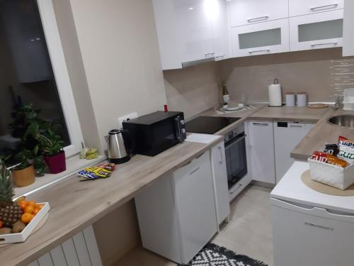 Apartman Akik 2にあるキッチンまたは簡易キッチン