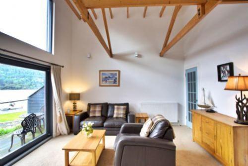 Taymouth Marina-Beinn Ghlas