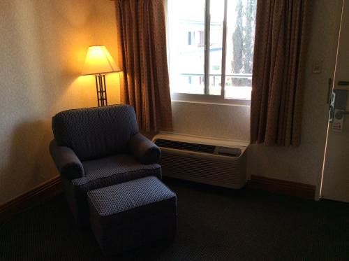 Zona de estar de New Century Inn