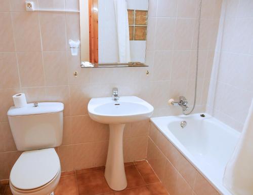  Kione DeuSol -  Room  picture :   Safety deposit box    TV    Hairdryer                           