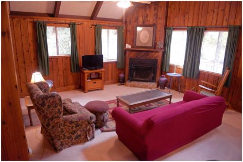 Gallery image of Pine Mountain Club Chalets Resort in Pine Mountain