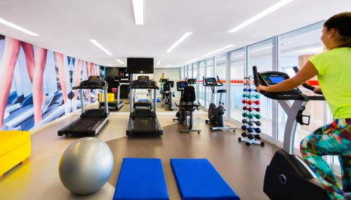 Het fitnesscentrum en/of fitnessfaciliteiten van Mercure Jundiai Shopping