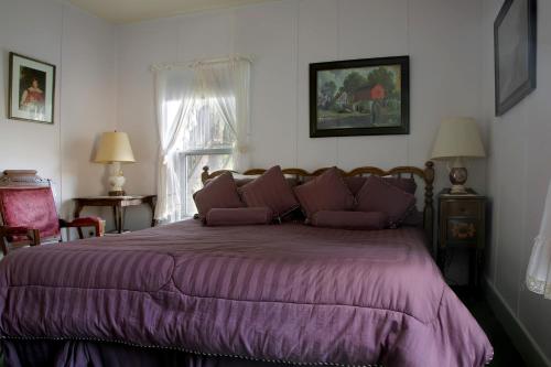 Katil atau katil-katil dalam bilik di Inn at Starlight Lake & Restaurant