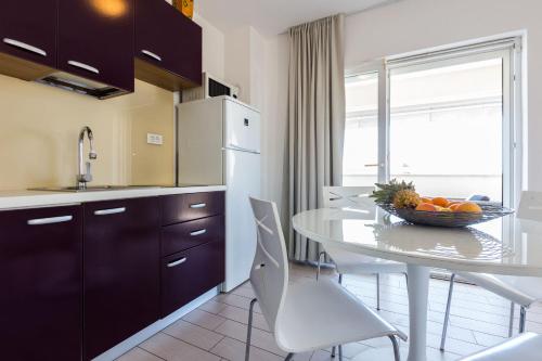 Dapur atau dapur kecil di Apartments 2A