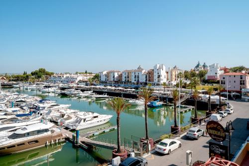 Marina Pearl - View to Vilamoura Marina