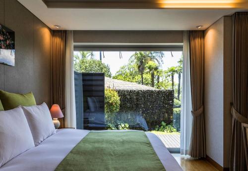 Katil atau katil-katil dalam bilik di The Seaes Hotel & Resort