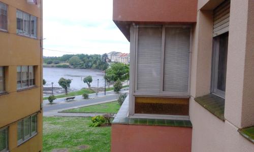 3 bedrooms appartement with sea view and balcony at Cambre 5 km away from the beach