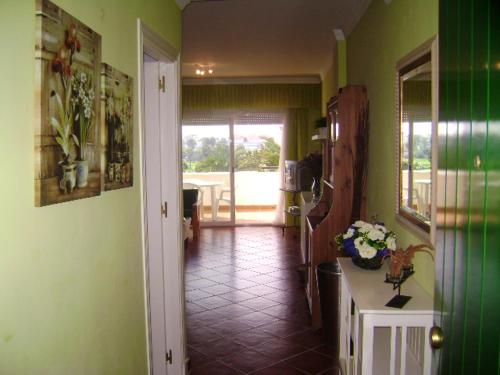 Zdjęcie z galerii obiektu Charming Apartment in Rota with Garden and Lake Views, 81 m² w mieście Rota