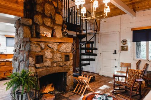 Imagen de la galería de The Fireside Inn, en Idyllwild
